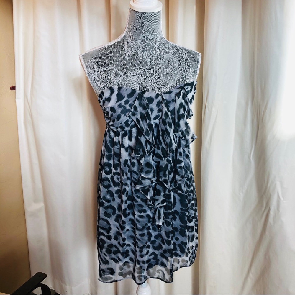 HAE Cheetah print strapless dress